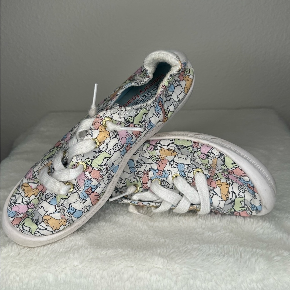 Women’s size 7 1/2 Bob’s cute dog shoes
